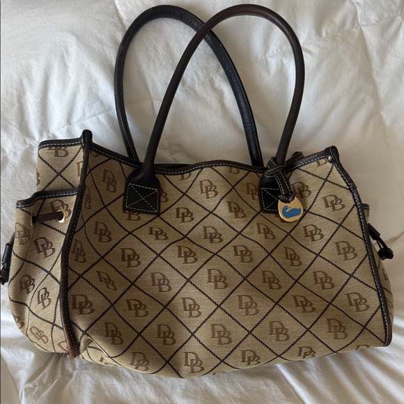 Dooney & Bourke Monogram Tan Tote Bag - Picture 1 of 13